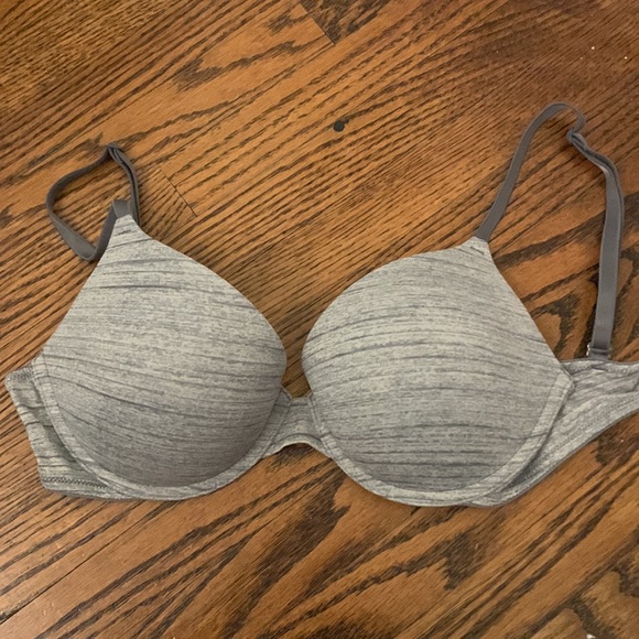 Victoria’s Secret Pink Wear Everywhere Pushup Bra Bundle - Picture 5 of 7